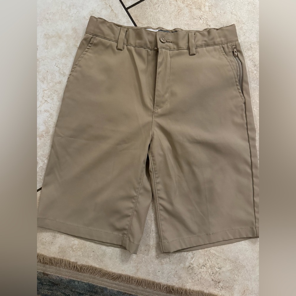 Lands End boys stretch poplin with adjustable waist, knee length short